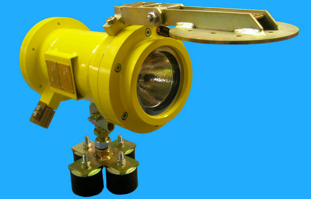 Images/Produkte/Scheinwerfer-Typ-dHSR-2UEL-Halogen-gross.jpg